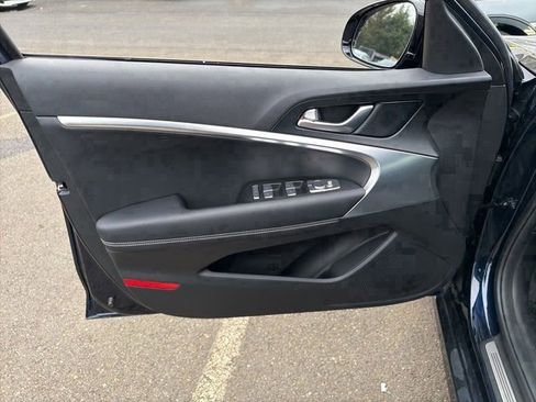 Used 2026 Genesis G70 2.5T image 16