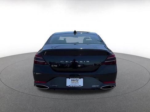 Used 2025 Genesis G70 2.5T RWD image 12