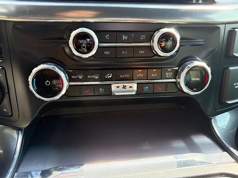 Used 2023 Ford F150 Lariat w/ Equipment Group 502A High AWD/4WD image 33