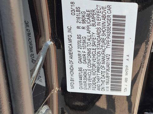 Used 2018 Acura TLX FWD image 36