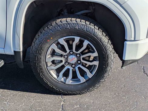 Used 2020 GMC Sierra 1500 AT4 w/ AT4 Premium Package image 11