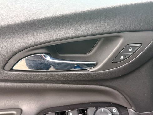 Certified 2023 Chevrolet Equinox Premier w/ LPO, Cargo Package image 17