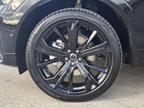 New 2026 Volvo XC60 B5 Ultra w/ Protection Package Premier image 12