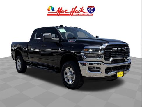 Used 2025 RAM 2500 Tradesman AWD/4WD image 3