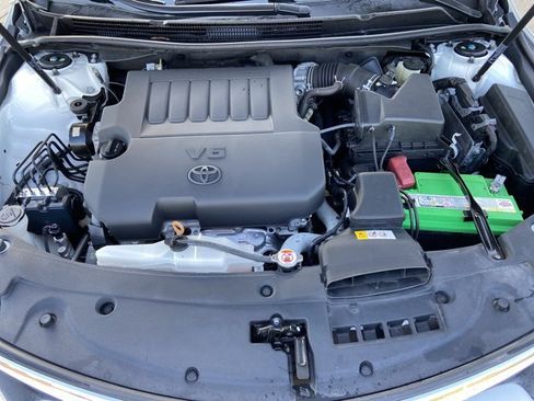 Used 2018 Toyota Avalon Touring w/ All Weather Liner Package FWD image 30