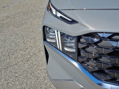 Used 2023 Hyundai Santa Fe Calligraphy AWD/4WD image 10