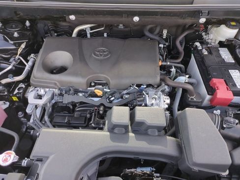 Used 2025 Toyota RAV4 LE FWD image 22