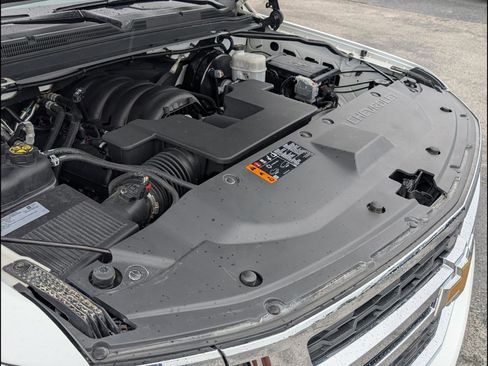 Used 2019 Chevrolet Tahoe LT RWD image 23