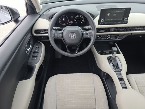 Certified 2024 Honda HR-V LX image 25