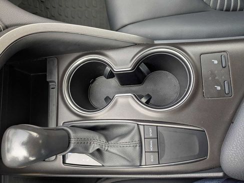 Used 2024 Toyota Camry SE w/ Cold Weather Package FWD image 16
