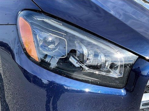 Used 2020 Mercedes-Benz GLS 450 4MATIC image 36