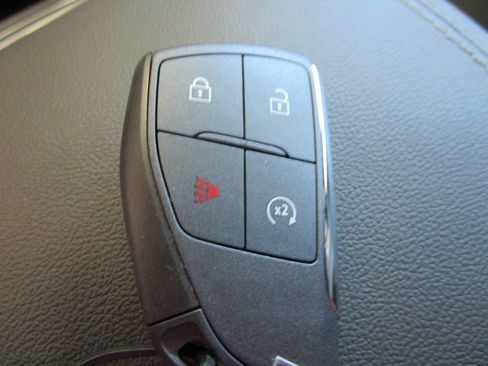 New 2026 GMC Canyon Elevation w/ Convenience Package RWD image 72