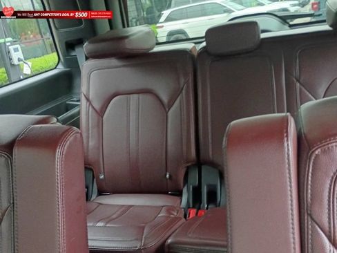 Used 2024 Ford Expedition Limited RWD image 21