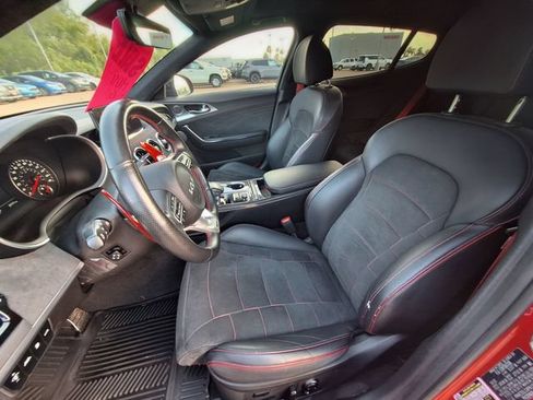 Used 2023 Kia Stinger GT2 AWD/4WD image 9