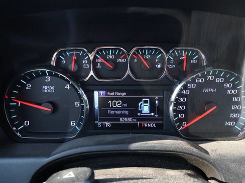 Used 2018 Chevrolet Silverado 1500 LT w/ All Star Edition AWD/4WD image 18