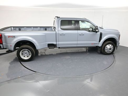 New 2026 Ford F450 Platinum w/ FX4 Off-Road Package image 42