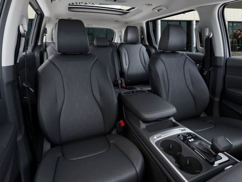 New 2026 Kia Carnival SX FWD image 15