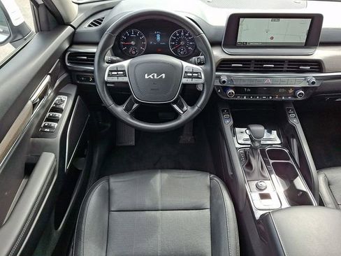 Used 2022 Kia Telluride EX w/ EX Premium Package image 11