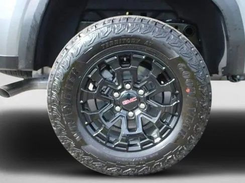 New 2026 GMC Canyon Elevation w/ Convenience Package image 29