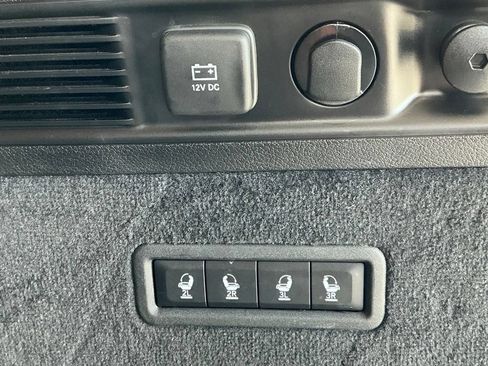 Used 2023 Jeep Grand Wagoneer Series III AWD/4WD image 22