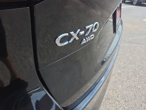 Used 2025 MAZDA CX-70 3.3 Turbo w/ Preferred Package AWD/4WD image 12