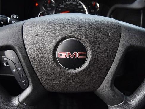 Used 2024 GMC Savana 2500 w/ Driver Convenience Package image 14