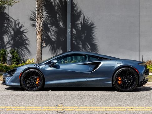 New 2026 McLaren Artura RWD image 22