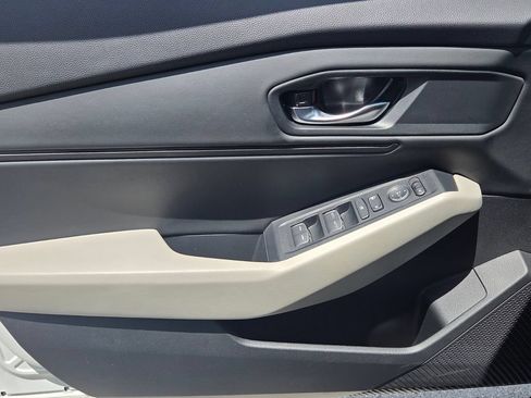 Certified 2024 Honda Accord EX image 31