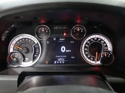 Used 2015 RAM 2500 Big Horn image 39