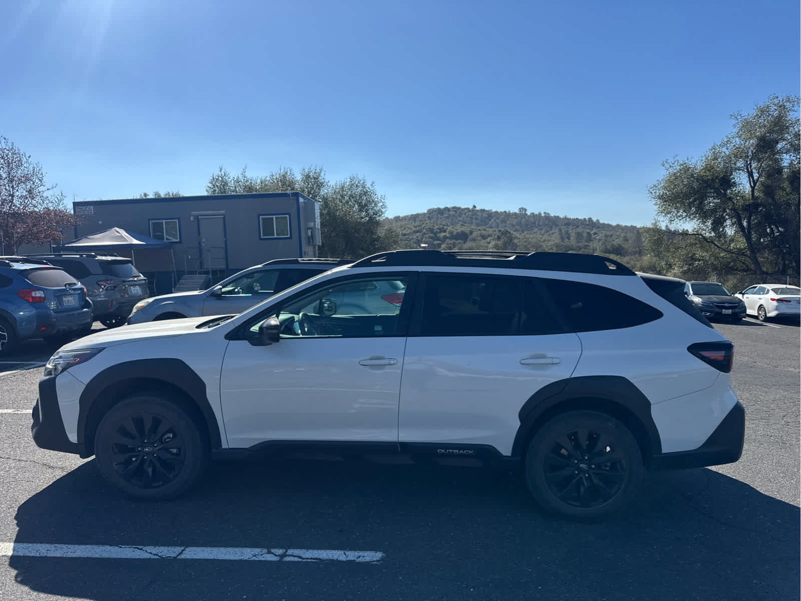 Used 2023 Subaru Outback Onyx Edition XT AWD/4WD image 8