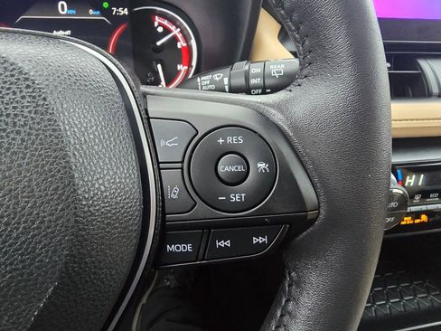 Used 2023 Toyota RAV4 XLE w/ Convenience Package image 22