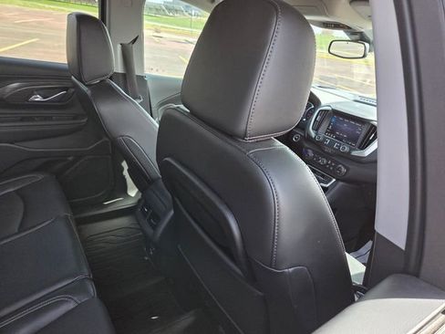 Used 2022 GMC Terrain SLT w/ Tech Package AWD/4WD image 46