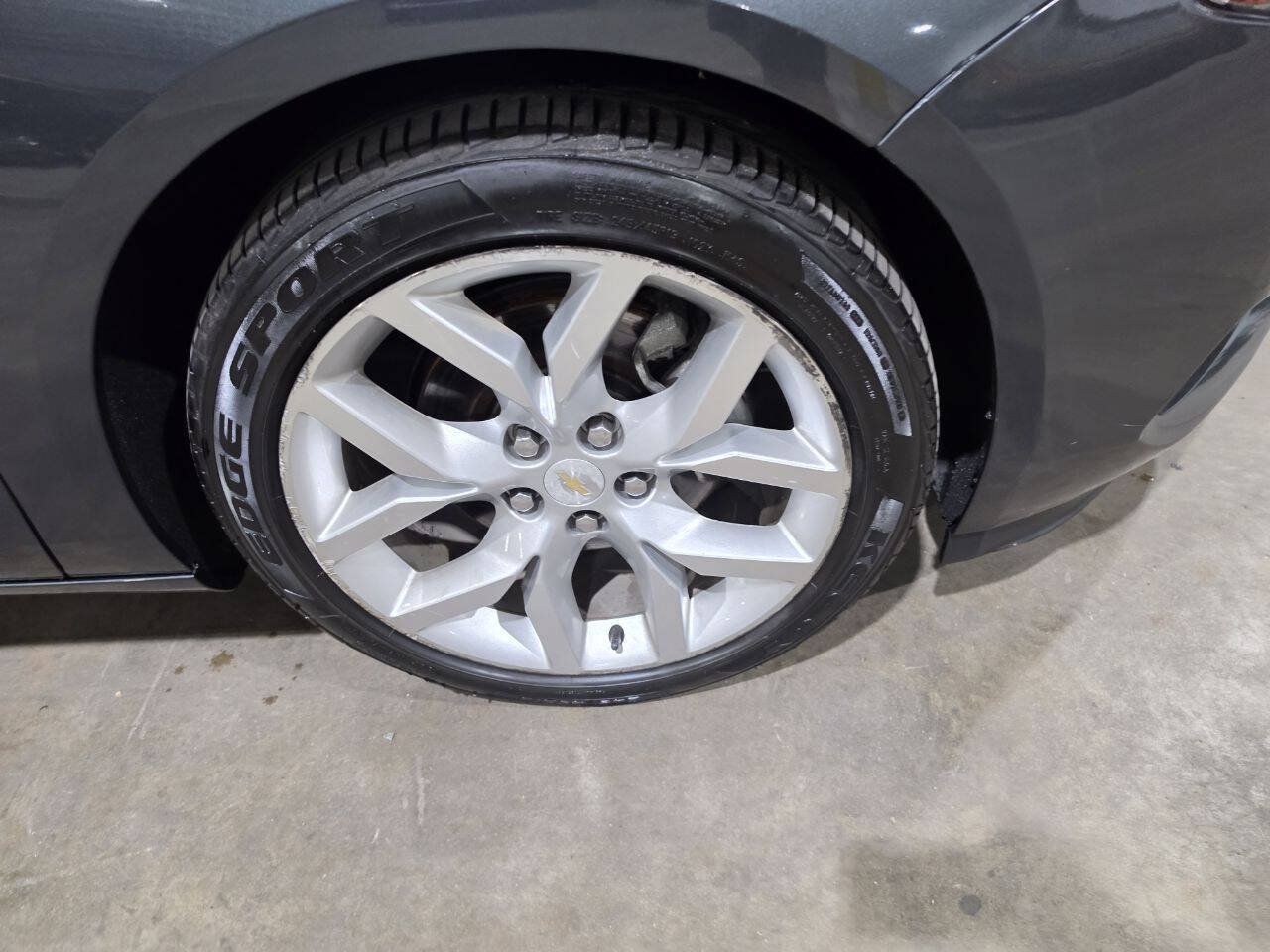 Used 2018 Chevrolet Impala Premier FWD image 20