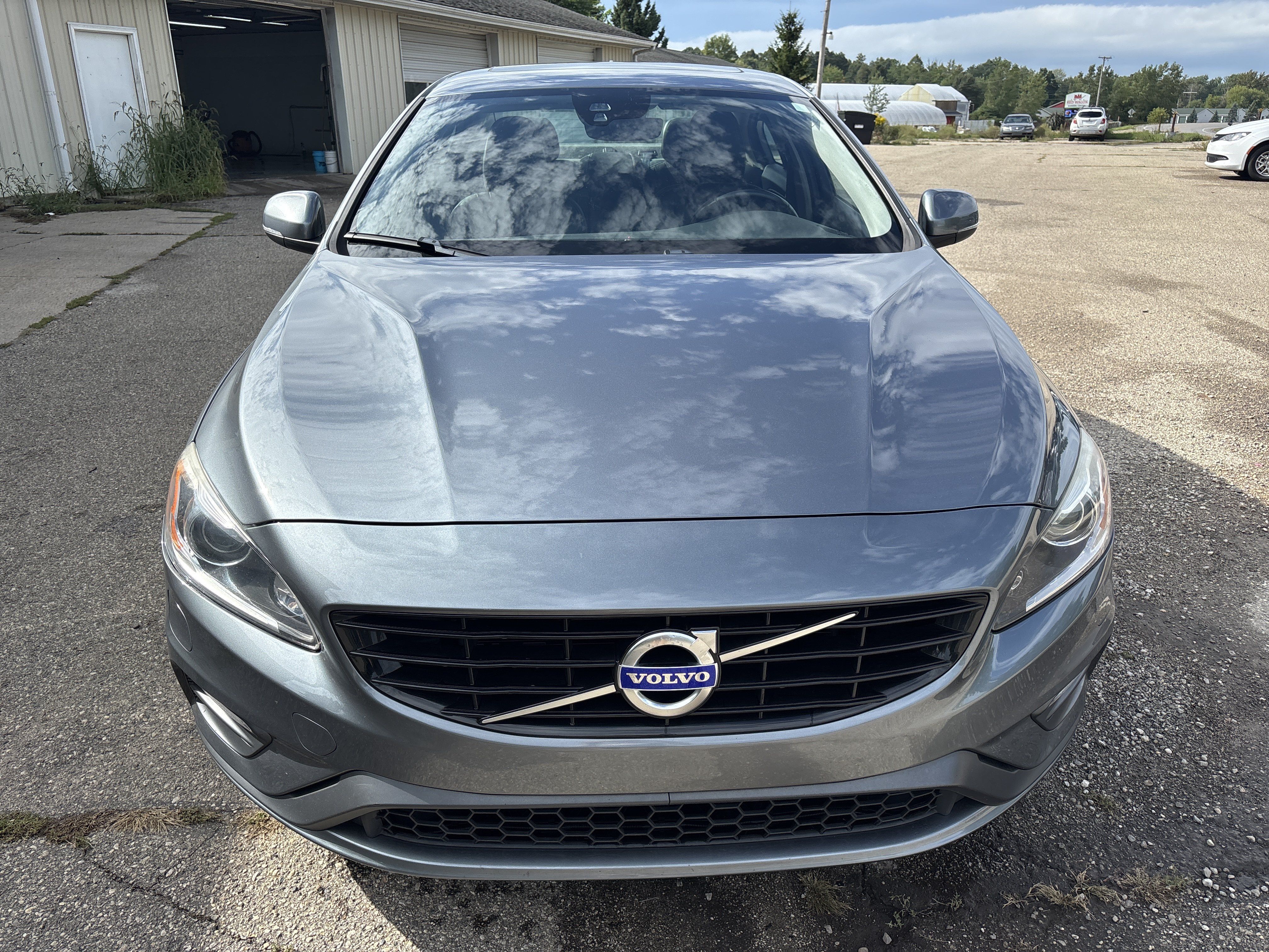 Used 2018 Volvo S60 T5 Dynamic w/ Vision Package FWD image 13