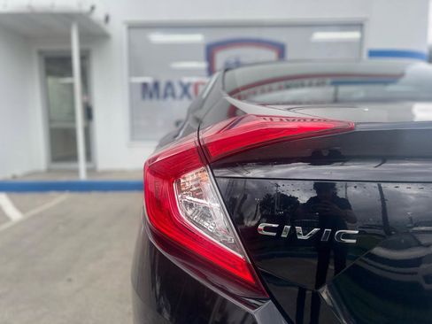 Used 2020 Honda Civic LX image 28