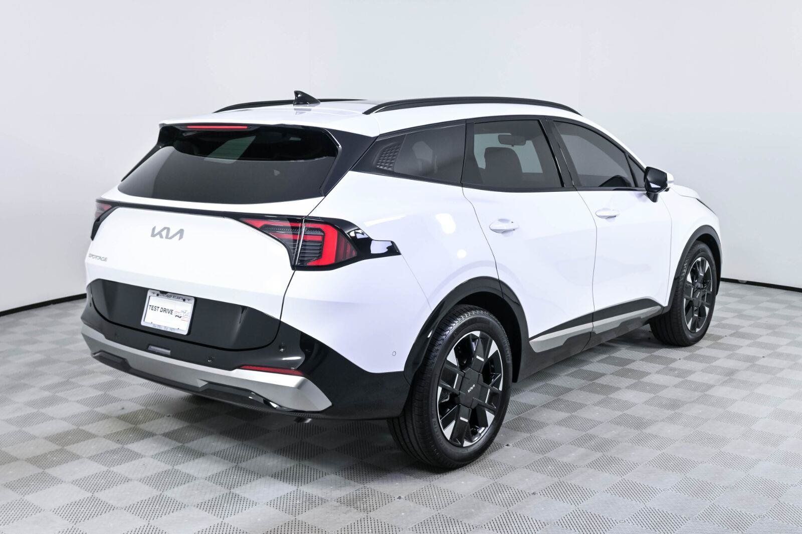 Used 2026 Kia Sportage SX FWD image 28