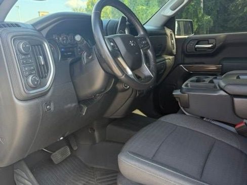 Used 2021 Chevrolet Silverado 1500 RST AWD/4WD image 9