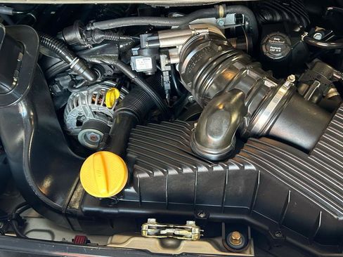 Used 1999 Porsche 911 Carrera 4 image 23