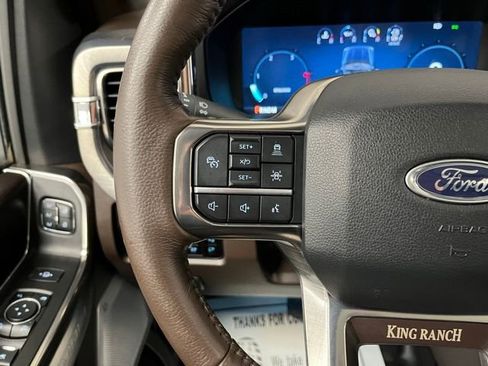 Used 2025 Ford F450 King Ranch AWD/4WD image 29