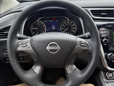 Used 2023 Nissan Murano SL AWD/4WD image 13