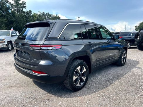 Used 2024 Jeep Grand Cherokee Limited 4xe image 3