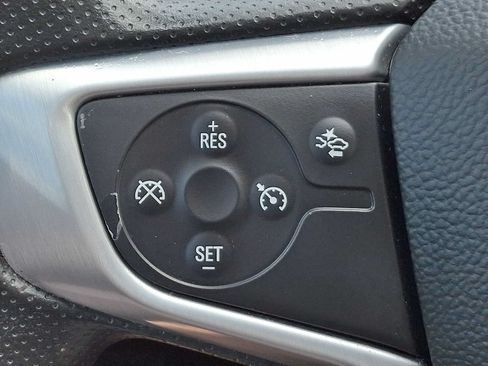Used 2023 GMC Acadia SLE w/ Driver Convenience Package FWD image 25