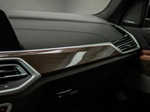 Used 2023 BMW X5 xDrive40i w/ Executive Package image 22