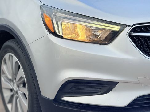 Used 2019 Buick Encore Preferred image 10