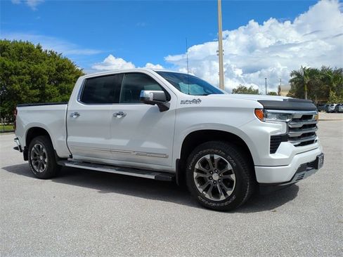 Used 2023 Chevrolet Silverado 1500 High Country w/ Z71 Off-Road Package image 2