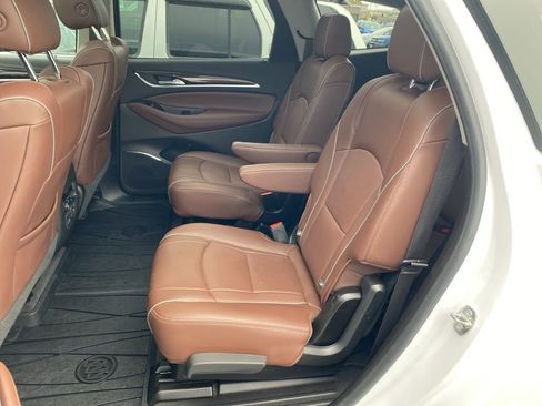 Used 2020 Buick Enclave Avenir w/ Avenir Technology Package image 23