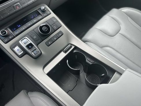 Used 2022 Hyundai Palisade SEL w/ 8P Bench Seat Package FWD image 22