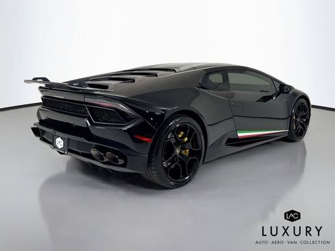 Used 2018 Lamborghini Huracan LP 580-2 RWD image 6