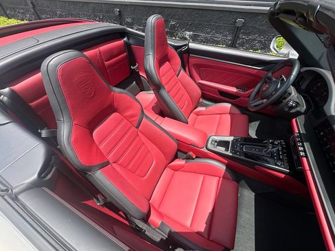 Certified 2025 Porsche 911 Carrera 4 GTS AWD/4WD image 14