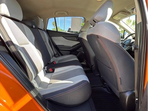 Used 2020 Subaru Crosstrek 2.0i Premium w/ Popular Package #2 AWD/4WD image 12